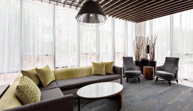 Courtyard by Marriott Knoxville Downtown