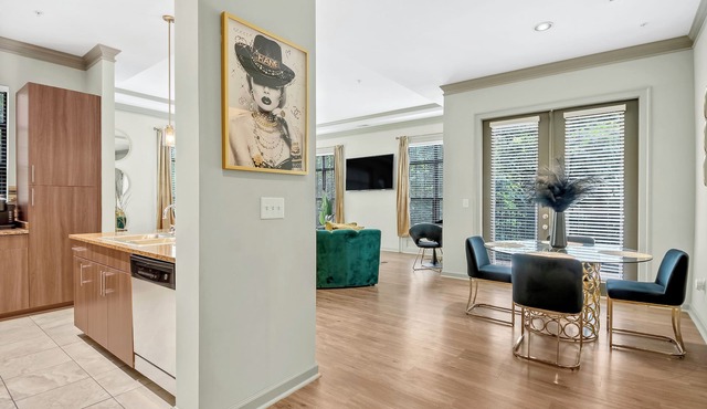 Cozy 2-bedroom condo in serene Atlanta with AC and fitness room