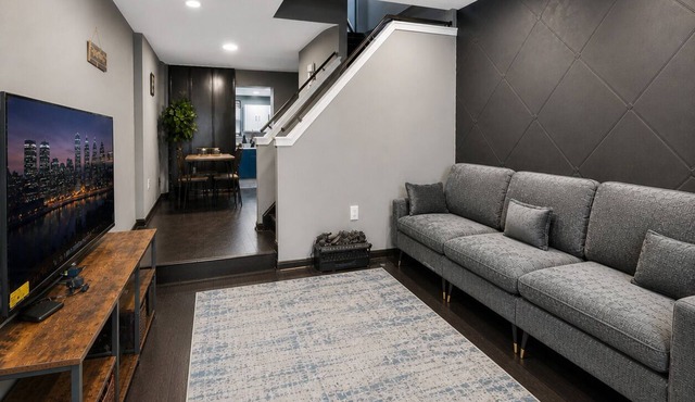Cozy 2 Bedrooms in South Philly + Easy City Access