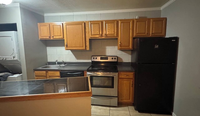 Cozy condo, 2 mins from FSU Doak Campbell Stadium
