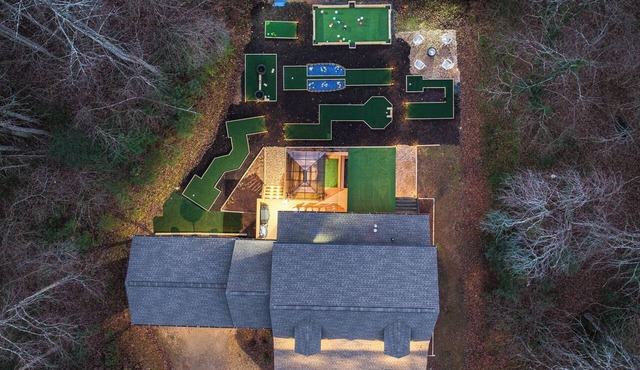 Cozy Getaway in Ellijay, GA Hot Tub Fire Pit Dog Friendly Mountain Retreat