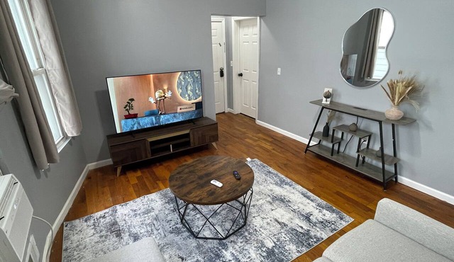 Cozy Getaway located in Newark, New Jersey