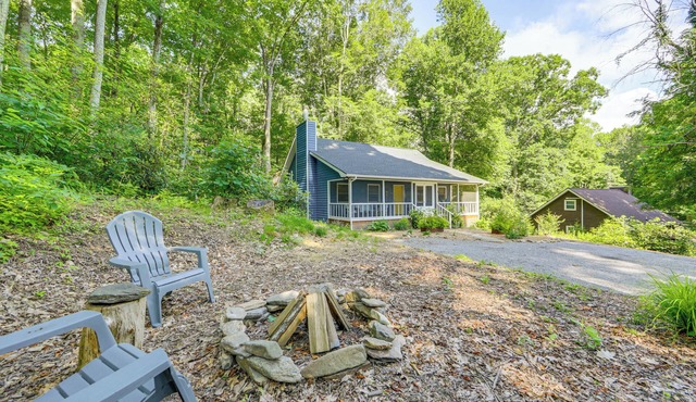 Creek View + Hot Tub: Woodsy Maggie Valley Cottage
