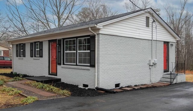 "Crowder's Cottage" — Cozy retreat near Kings Mountain & Gastonia, NC
