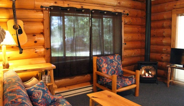 Dancing Wolf Two Bedroom Two Bath Townhouse in Winthrop