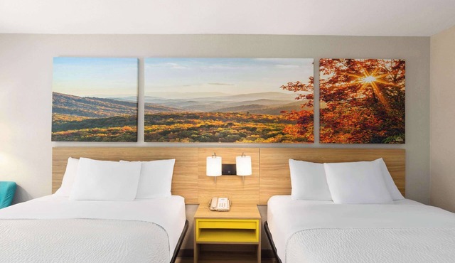 Days Inn by Wyndham Helen
