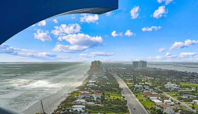 Daytona Beach Shores Oceanfront 27th Floor Panoramic Views
