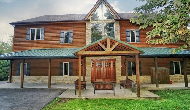 Deep Creek Ski Boat Golf Fish prvt indoor pool hot tub updated cancellation plcy