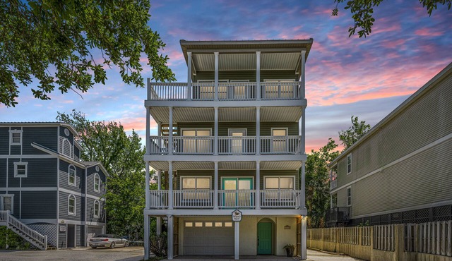 DEEP WATER Newly Renovated Waterfront Home-Wren's Nest