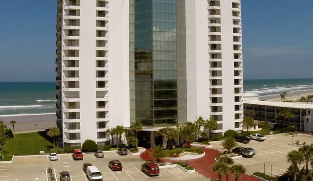 Direct Ocean Front 2 Bedroom 2 Bath Condo
