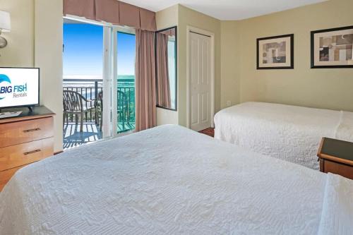 Direct Oceanfront Studio on the Boardwalk,Bay View