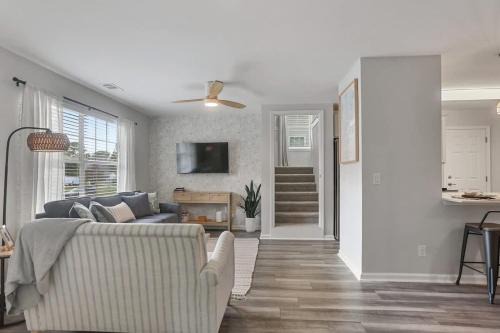 Dog Friendly Island Retreat Close to City and Beach