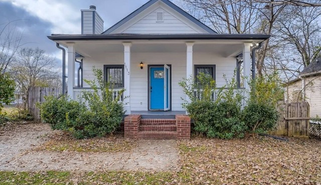 Downtown Atlanta Haven | 4 Bed with Fence Backyard