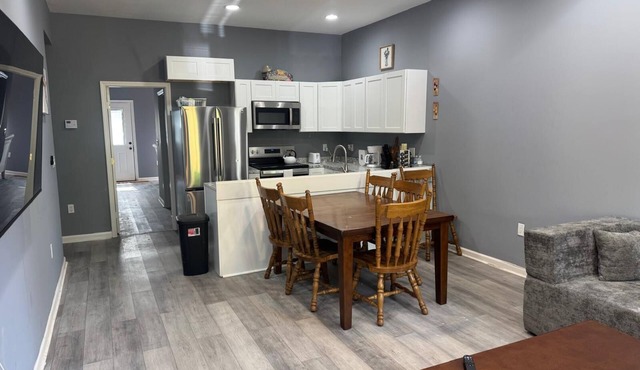 Downtown Atlanta Home Near Mercedes-Benz Stadium