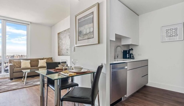 Downtown Studio BR | near MetroNorth Station in White Plains