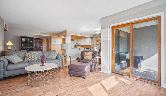 Dream condo unbeatable locationnn