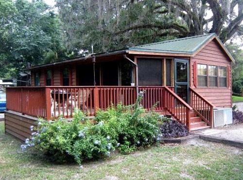 Dreamy Cabin Ideal for a Unique Experience in Inverness, Florida