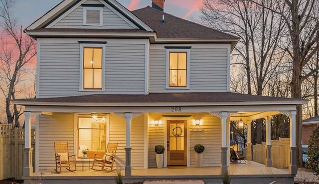 Durham Victorian House: 3 En Suite Bedrooms
