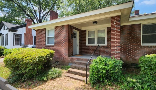 Earlewood 2 bed 1 bath duplex