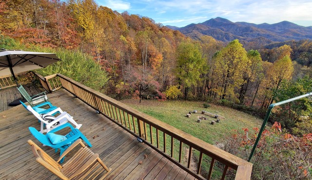 Eclectic Style Home, Million Dollar View!