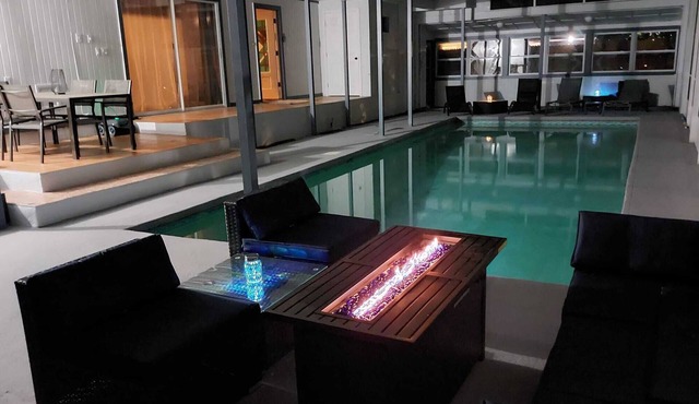 Elegant Snowbird Stay Renovated Lutz Villa with Heated Pool & Canal