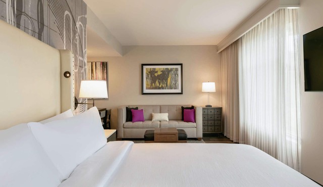 Embassy Suites by Hilton Berkeley Heights