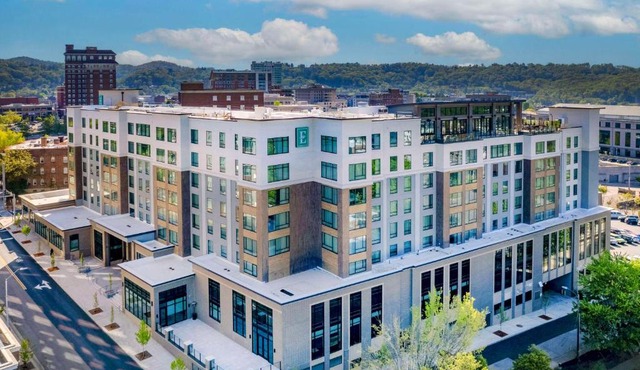 Embassy Suites By Hilton Asheville Downtown