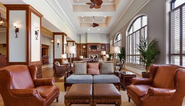 Embassy Suites Savannah Historic District