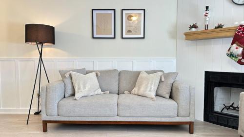 Entirely Remodeled Townhouse Excellent Location