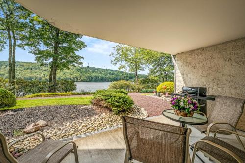 Epic Views & Pool Access! Gem on Big Boulder Lake