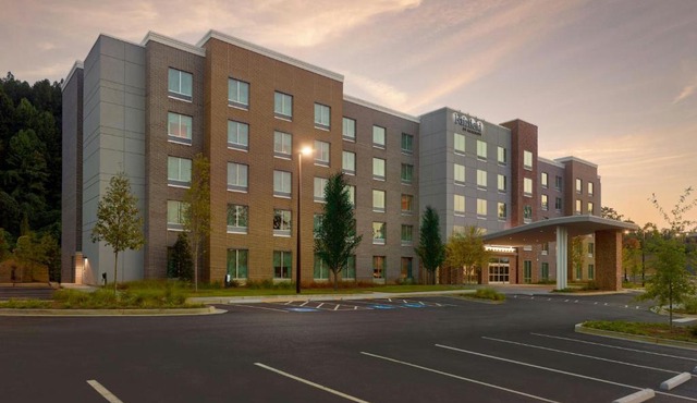 Fairfield by Marriott Inn & Suites Alpharetta Avalon Area
