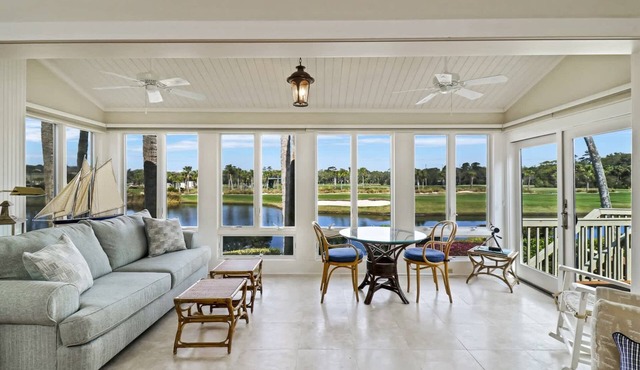 Fairway One Villa Golf & Lagoon Views Walk to Beach Club