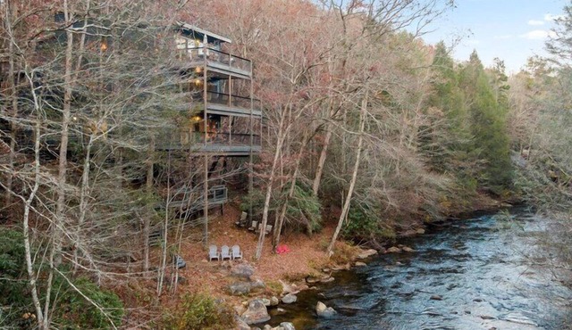 Falcons Nest- Dog Friendly, Steps Down to River, Fisherman's Paradise