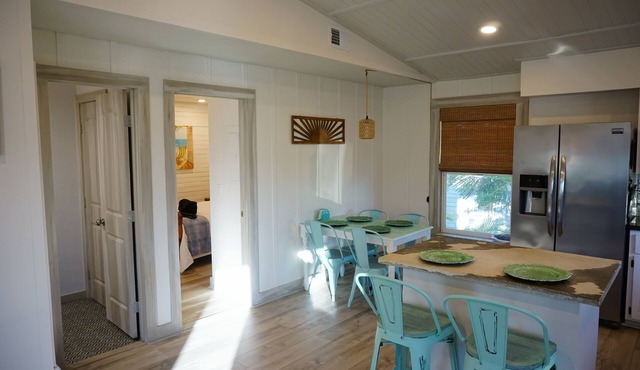 Fall Specials Available! Pet Friendly! Steps to white sandy beaches and the bay! Automatic discounts applied for stays longer than 7 days and 30 days!