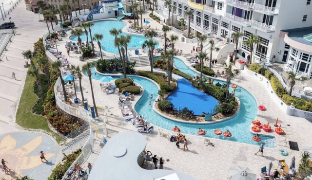 Family-Friendly 3BR Dlx at Ocean Walk—Beach Access, Pools & Lazy River Included!