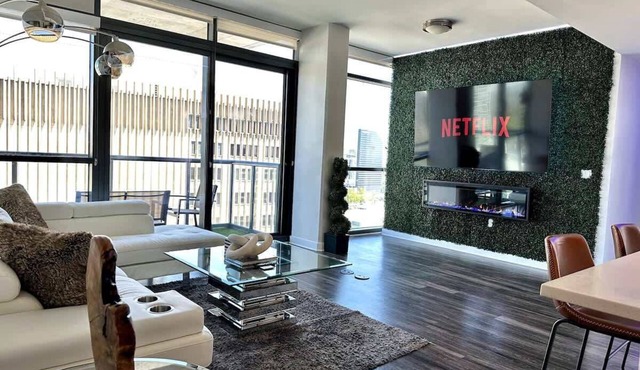 MAJOR INTERNATIONAL SPORTING EVENT Perfect | Skyline Penthouse | Panoramic Views