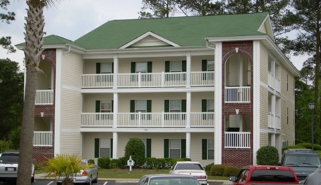 First Floor Luxury 1,350 Sq Ft First Floor Condo w/No Steps