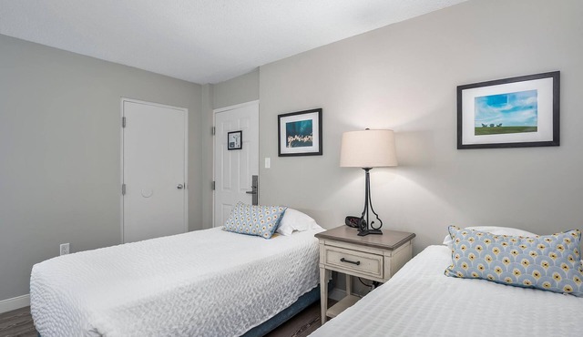 First Floor Standard Suite Bay View