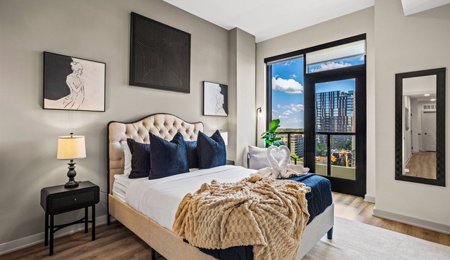 FLASH SALE! Skyline Townhouse: 3BR Penthouse ATL | CityView, Gym, Pool & Terrace