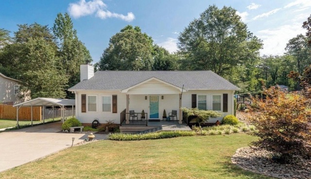 Game Room 2 FULL baths 3 huge bedrooms5 beds near Greenville, Greer, TR, Clemson