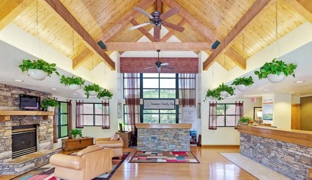 Gatlinburg Retreat: Spacious TWO 1BR Suite for the Ultimate Golf Getaway