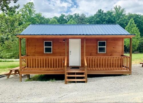 Glorious Rustic Wooden Cabin in Jamestown, Tennessee