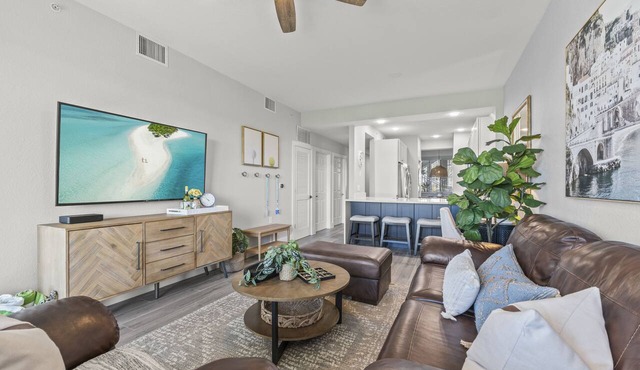 Golf Condo @ Lely Naples. Free Rounds + Pool. No Resort Fee. 5th Ave & Beach