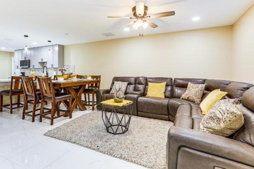 Golf, Shop & Unwind: Home 9 Mi to Ocean Inlet Park