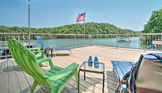 'Grand Place Vacation' w/ Grill + Pool Table!