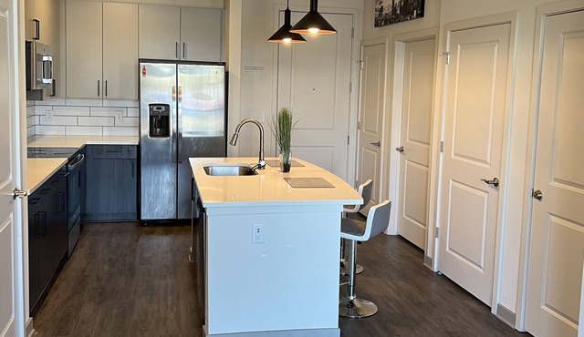 GREAT SPACE AT A REASONABLE PRICE!!!