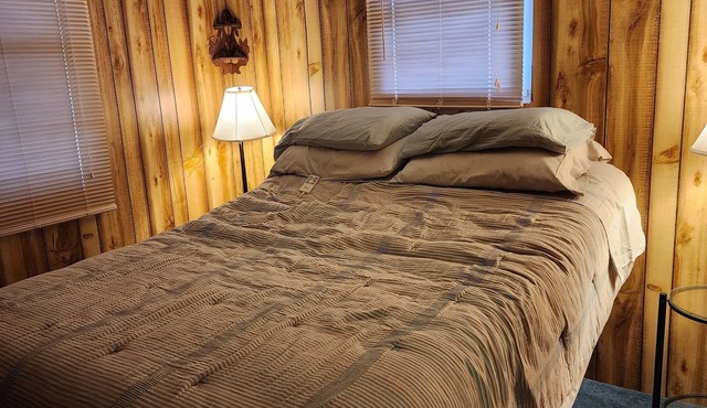 Hartwell Lake Vacation Retreat