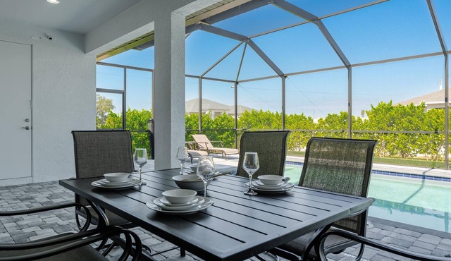 Heated Pool & Modern Upgrades! - Villa Moonlight Breeze - Roelens Vacations