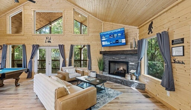 Hidden Jewel - Barndominium-Style Cabin Nestled in the Woods