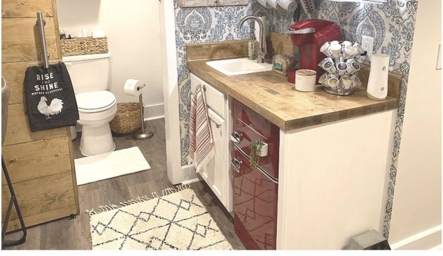 HideAway Retreat Apartment - FREE POOL PASS for 2!